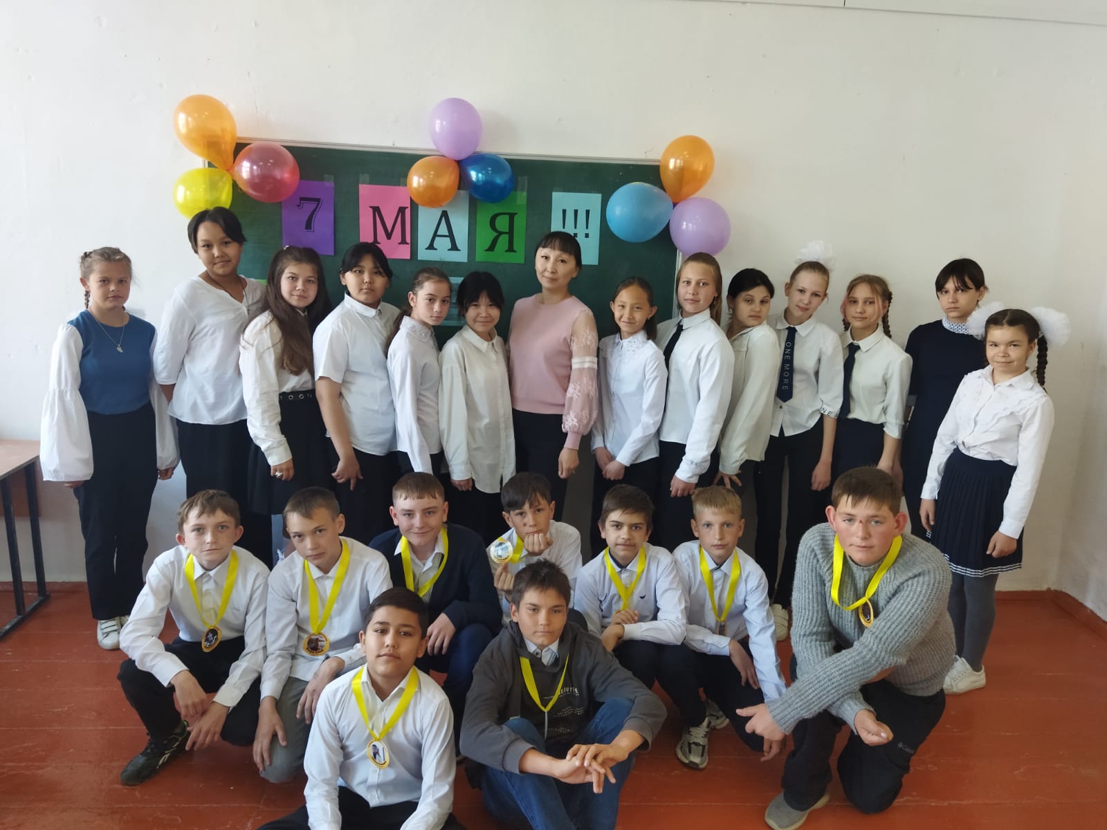 Классный час, посвящённый Дню защитника Отечества. 6Б класс